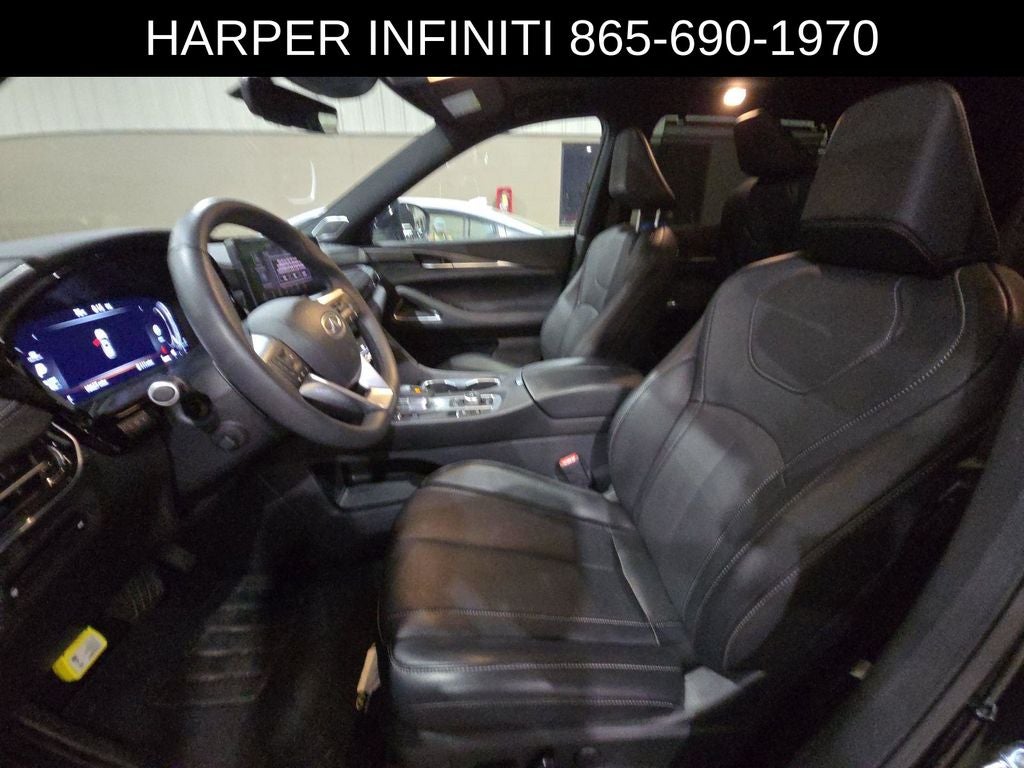 2025 INFINITI QX60 LUXE