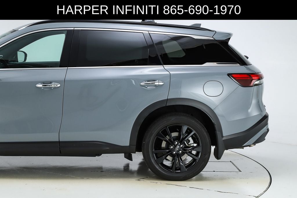 2025 INFINITI QX60 LUXE