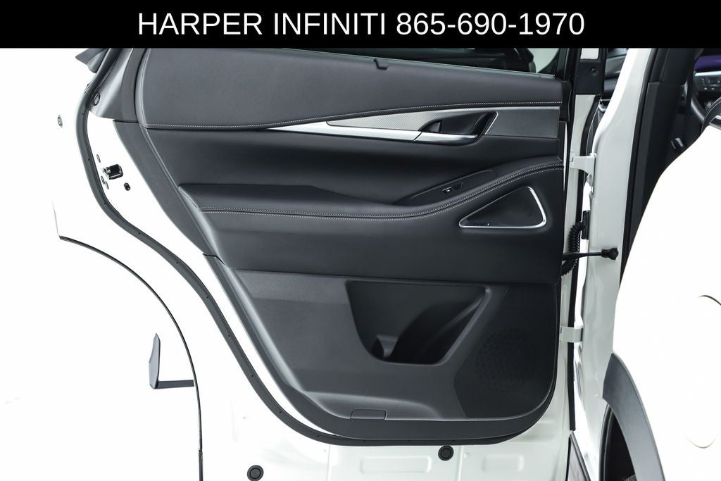 2025 INFINITI QX60 LUXE - Photo 18
