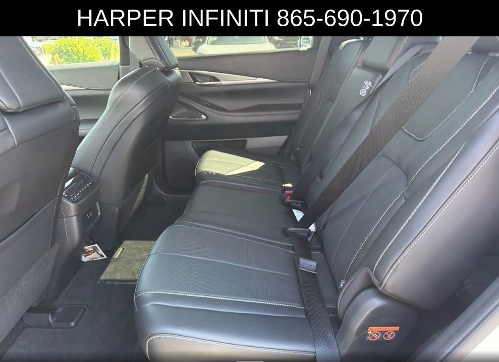 2025 INFINITI QX60 LUXE