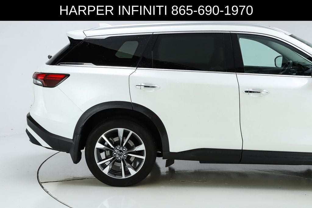 2025 INFINITI QX60 LUXE