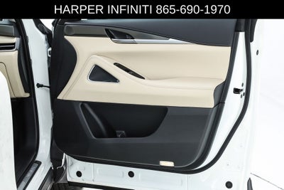 2025 INFINITI QX60 LUXE