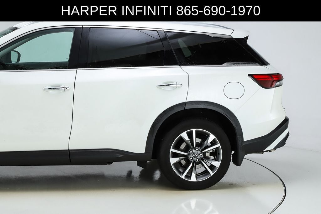 2025 INFINITI QX60 LUXE