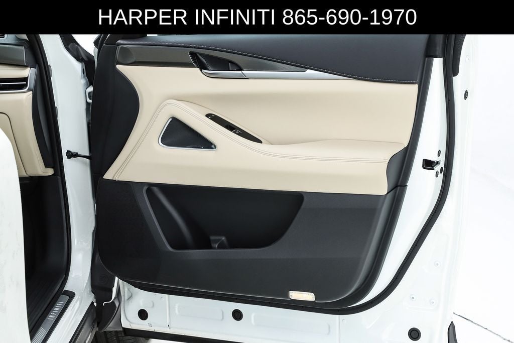 2025 INFINITI QX60 LUXE