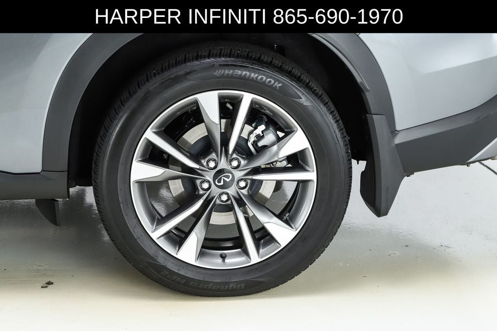 2025 INFINITI QX60 LUXE