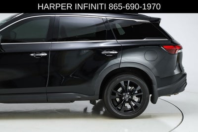 2025 INFINITI QX60 LUXE