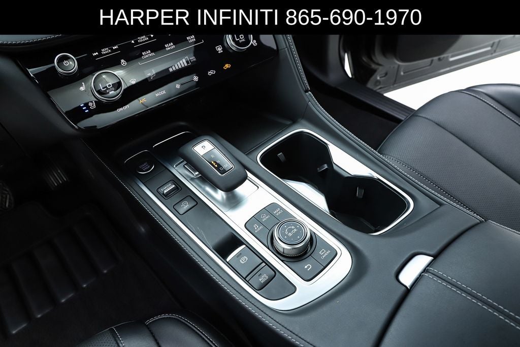 2025 INFINITI QX60 LUXE