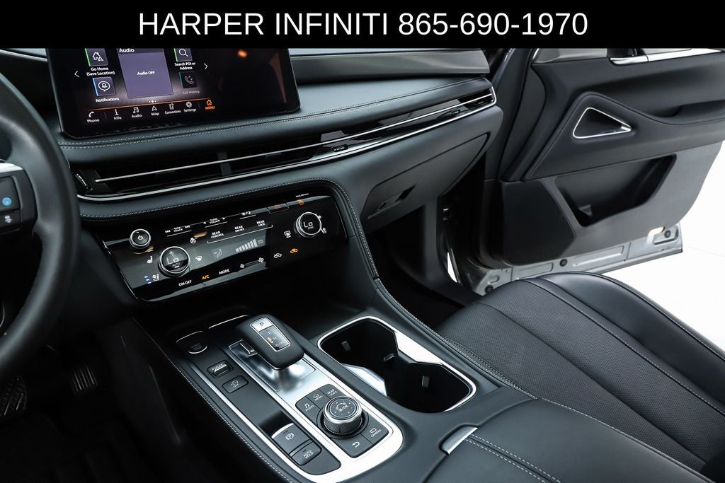 2025 INFINITI QX60 LUXE
