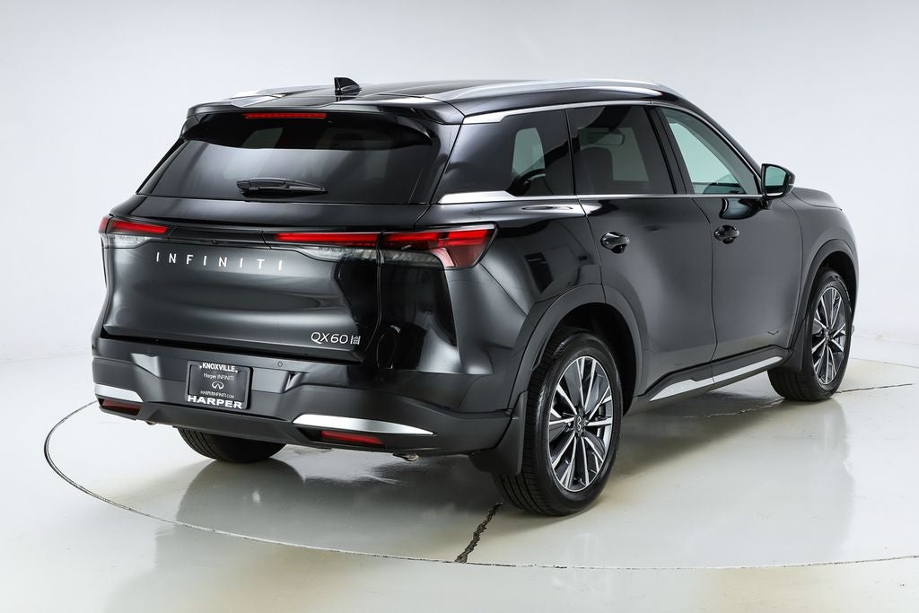2026 INFINITI QX60 LUXE