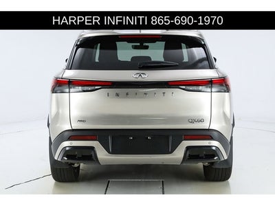 2025 INFINITI QX60 LUXE
