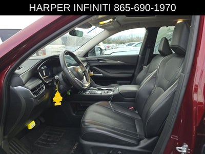 2025 INFINITI QX60 LUXE