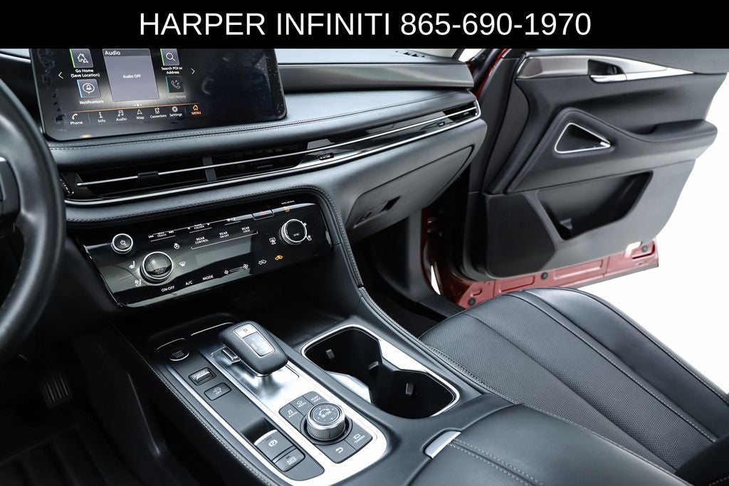 2025 INFINITI QX60 LUXE