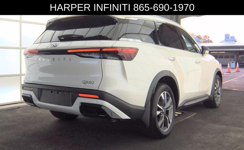 2025 INFINITI QX60 LUXE