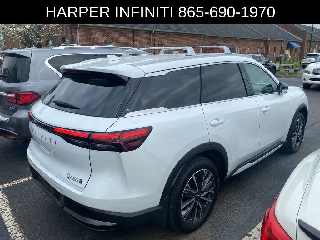 2026 INFINITI QX60 LUXE
