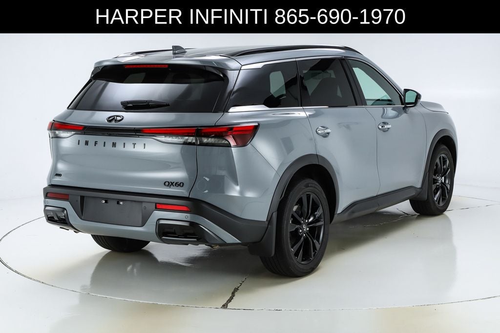 2025 INFINITI QX60 LUXE