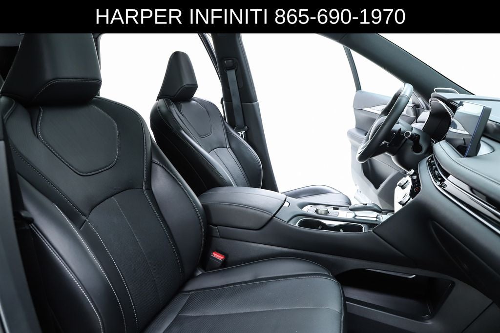 2025 INFINITI QX60 LUXE