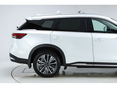 2026 INFINITI QX60 LUXE