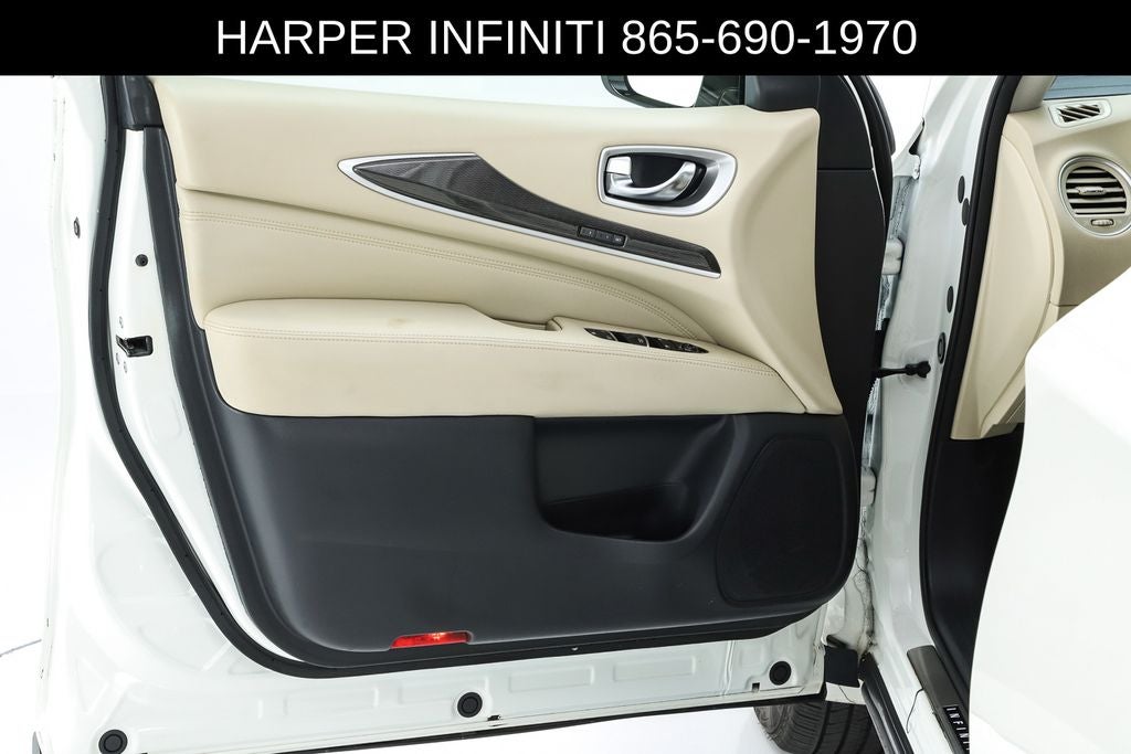 2017 INFINITI QX60 Base