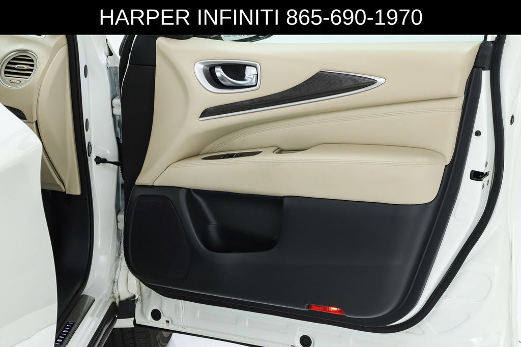 2017 INFINITI QX60 Base