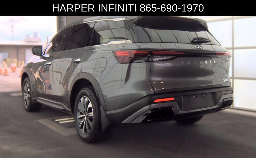 2023 INFINITI QX60 PURE