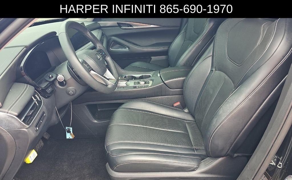 2023 INFINITI QX60 LUXE