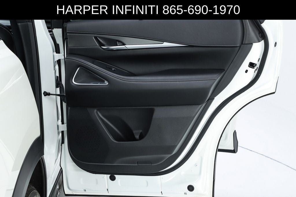 2024 INFINITI QX60 LUXE