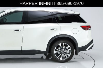 2024 INFINITI QX60 LUXE
