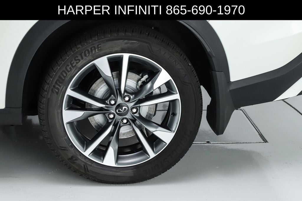 2024 INFINITI QX60 LUXE