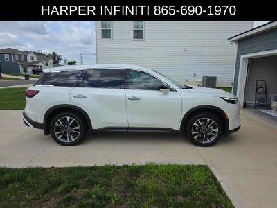 2024 INFINITI QX60 LUXE