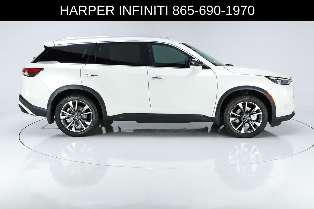 2024 INFINITI QX60 LUXE