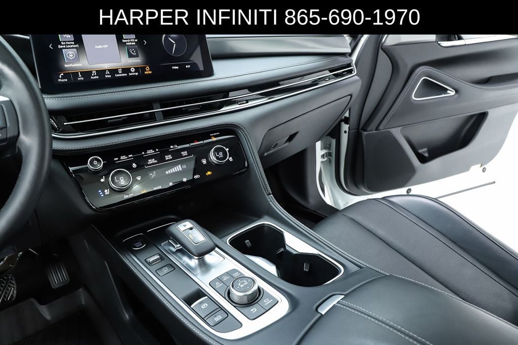 2024 INFINITI QX60 LUXE
