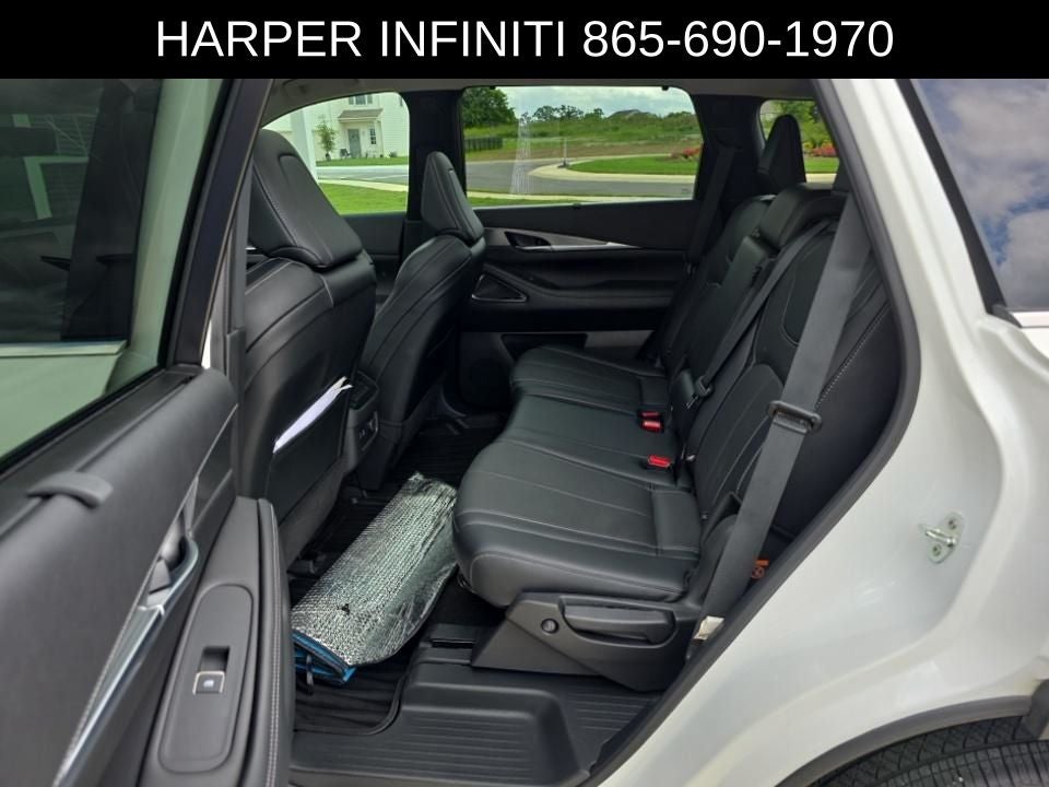 2024 INFINITI QX60 LUXE