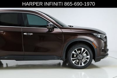 2022 INFINITI QX60 LUXE