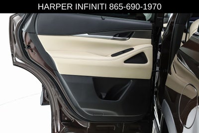 2022 INFINITI QX60 LUXE