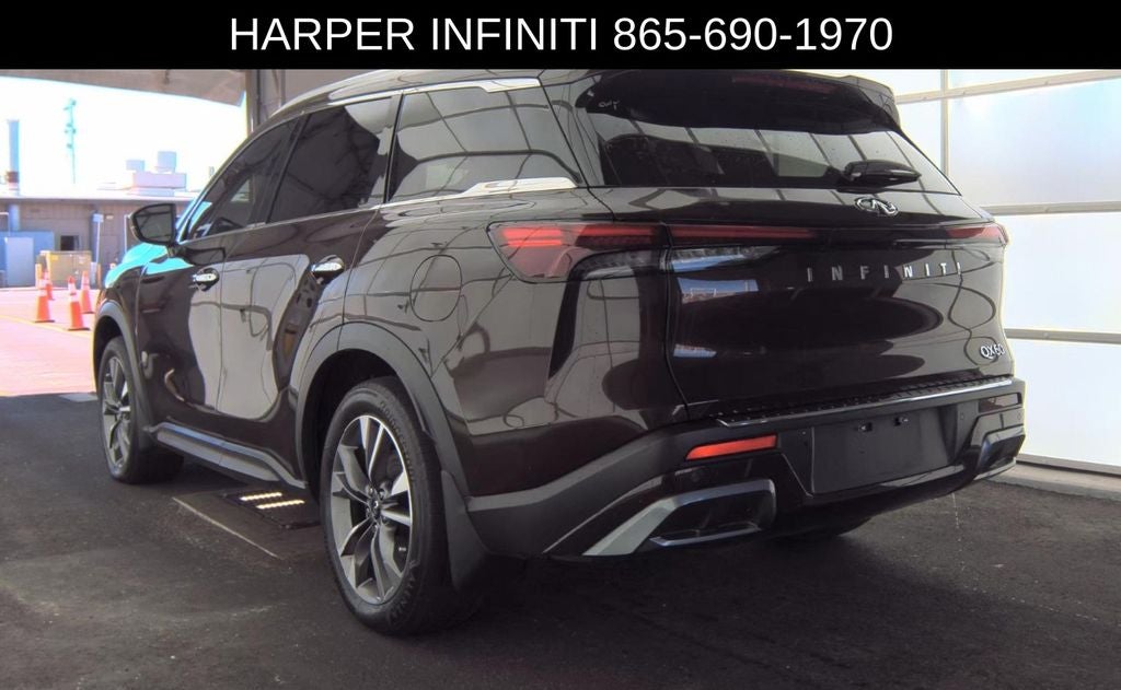 2022 INFINITI QX60 LUXE