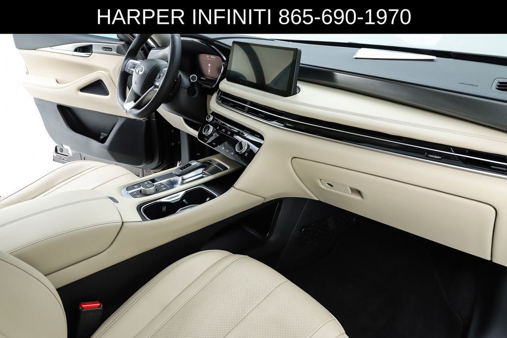 2022 INFINITI QX60 LUXE