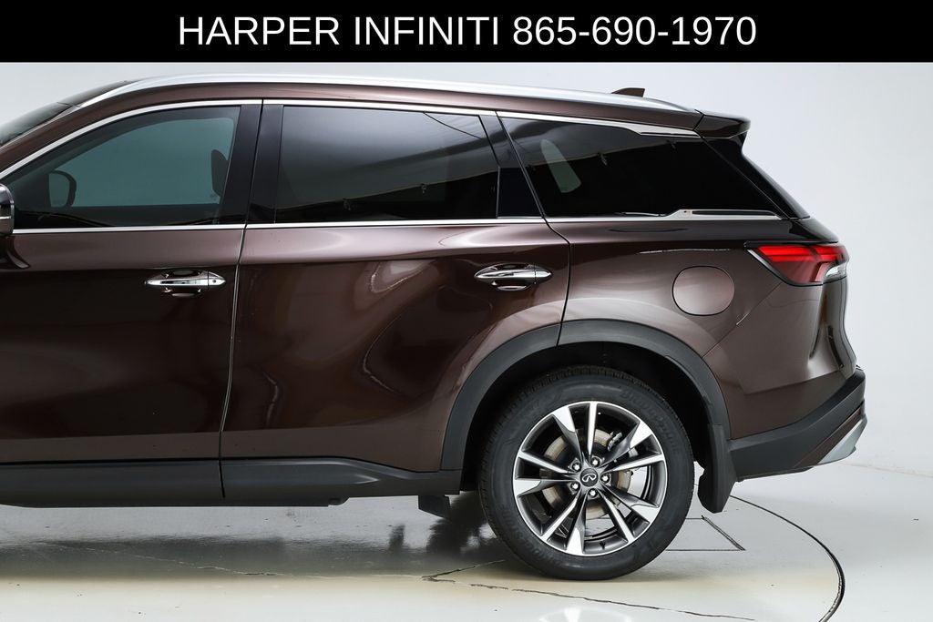 2022 INFINITI QX60 LUXE