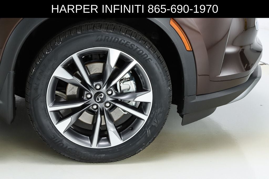 2022 INFINITI QX60 LUXE