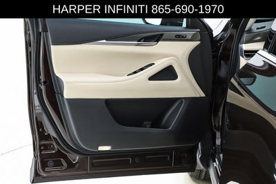 2022 INFINITI QX60 LUXE