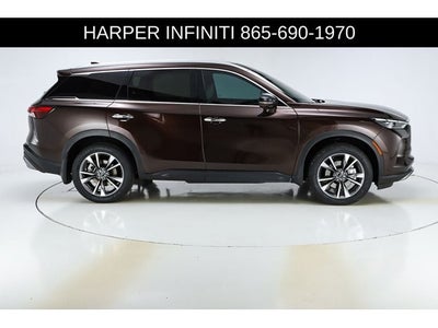 2022 INFINITI QX60 LUXE