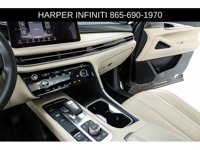 2022 INFINITI QX60 LUXE