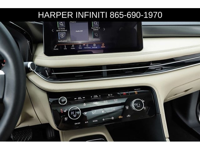 2022 INFINITI QX60 LUXE