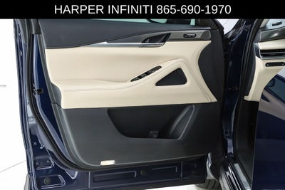 2023 INFINITI QX60 LUXE