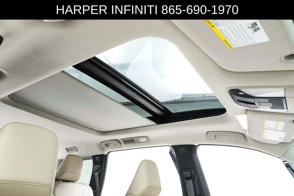2023 INFINITI QX60 LUXE