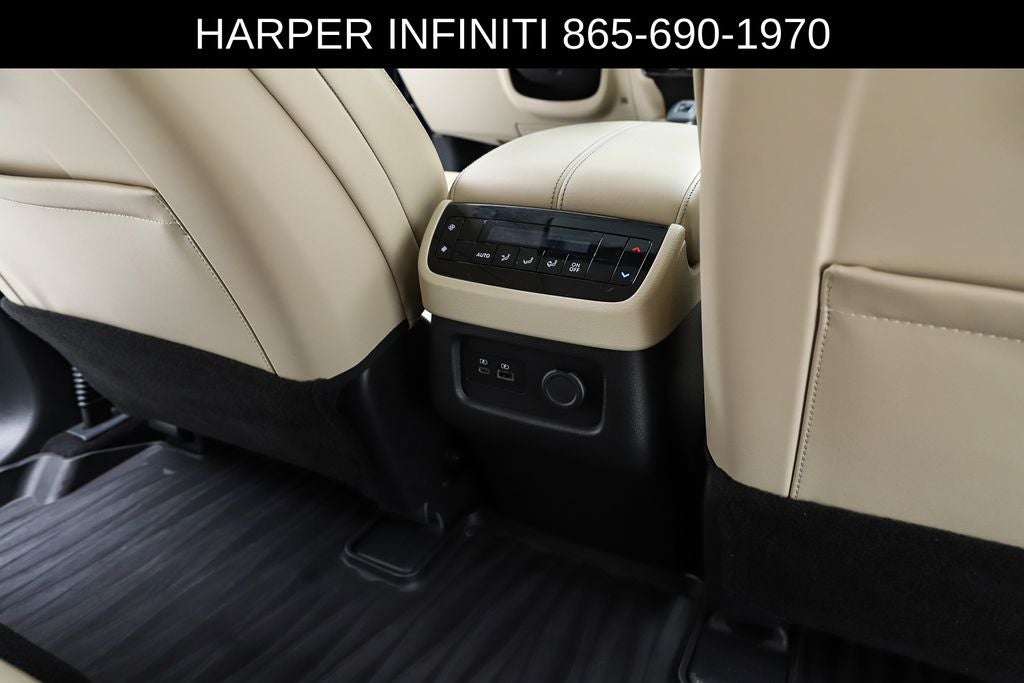 2023 INFINITI QX60 LUXE