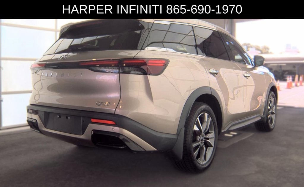 2024 INFINITI QX60 LUXE