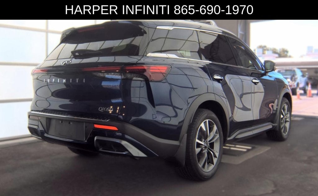 2022 INFINITI QX60 LUXE