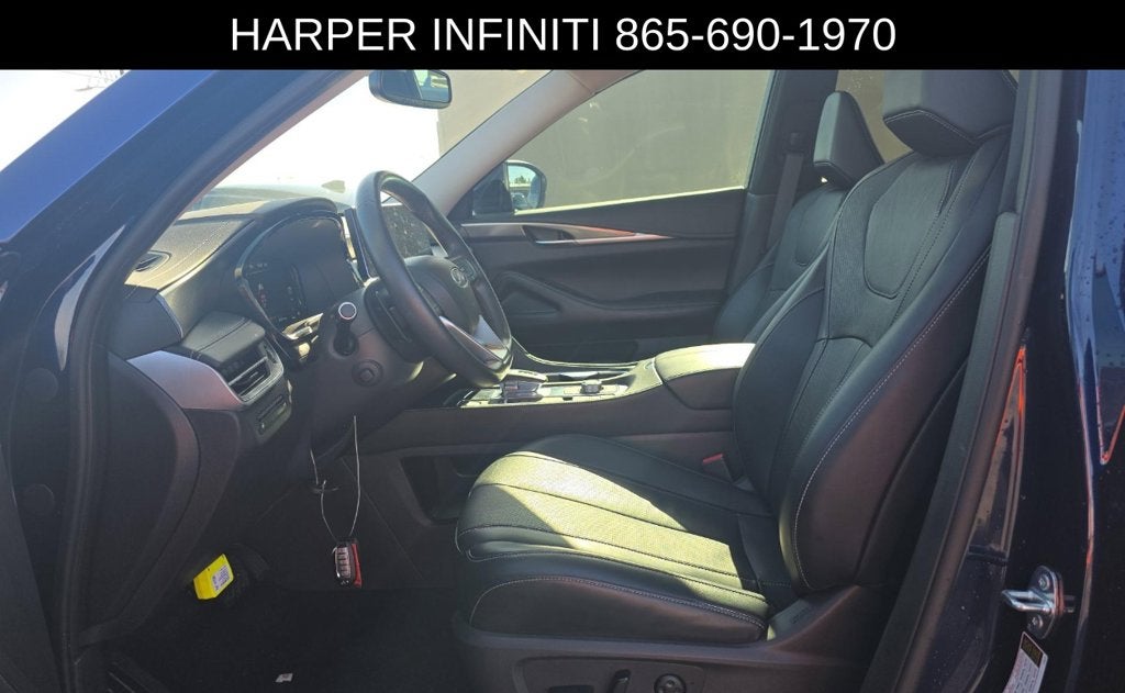 2022 INFINITI QX60 LUXE