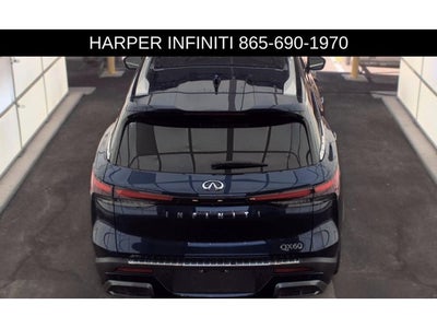 2022 INFINITI QX60 LUXE
