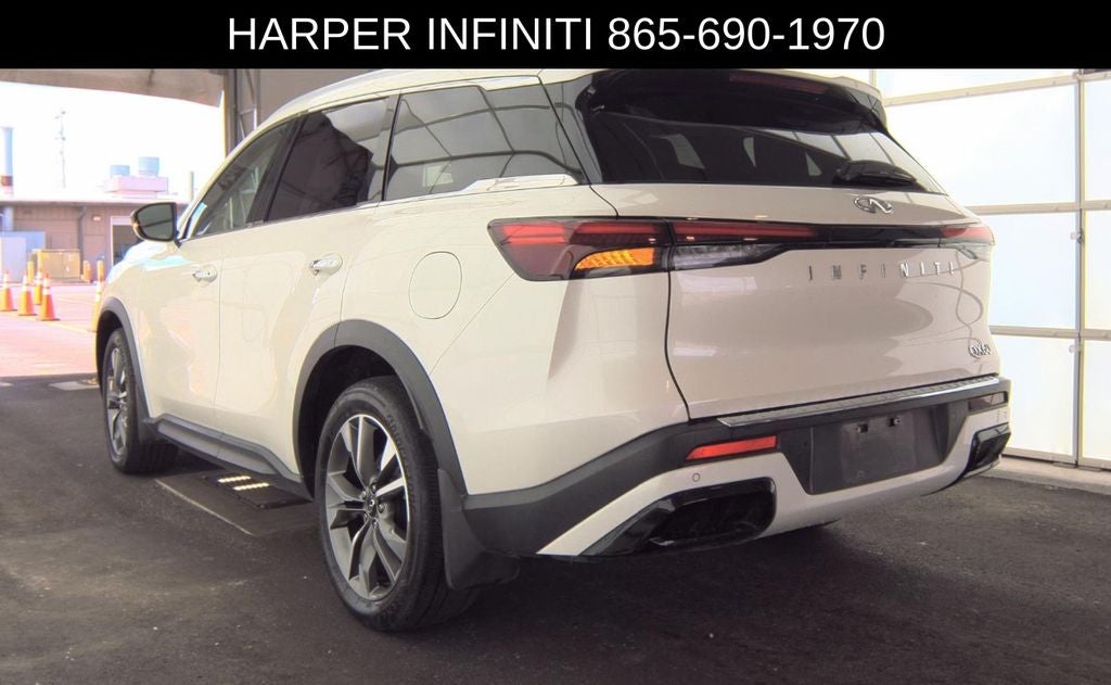 2023 INFINITI QX60 LUXE